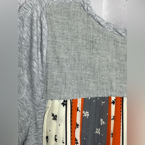 Anthropologie One Sept Top Pleated Back XL - Picture 4 of 7